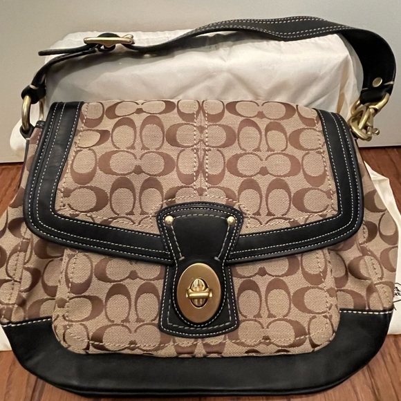 Coach shoulder bag - Picture 1 of 4